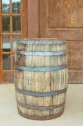 DSC 0237 1707251731 Rustic Whiskey Barrel